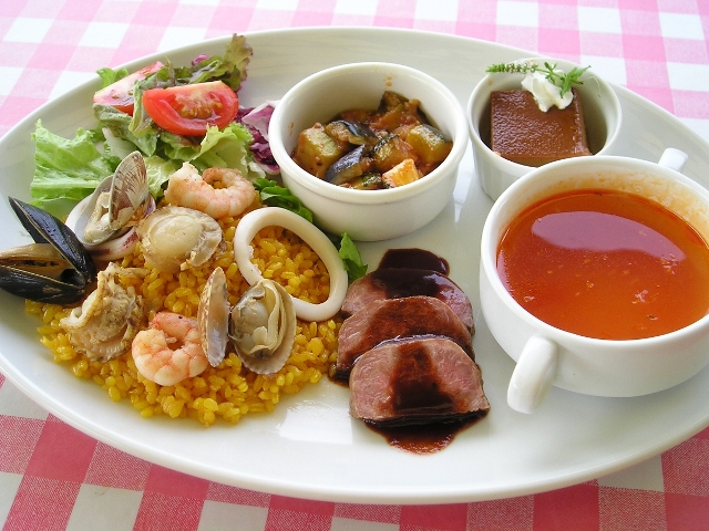 ワンプレートランチの発祥はトルコライス ロコモコ 大人は食べられないお子様ランチ 絶対に美味しいご飯 深夜は危険